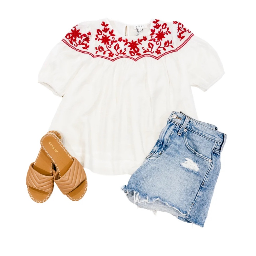 THML| MD White Embroidered Boutique White and Red Women's Flowy Puff Sleeve Top